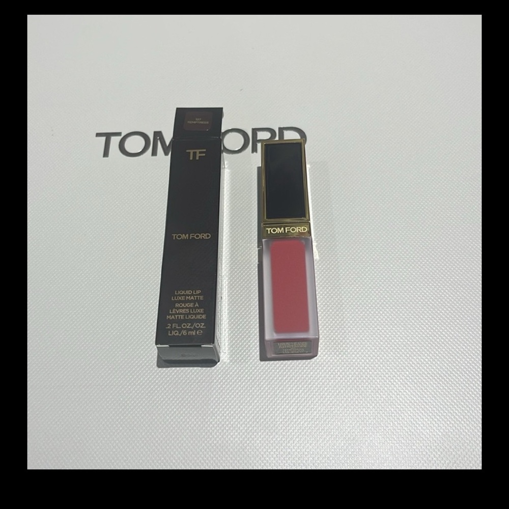 Tom Ford Liquid Lip Luxe Matte new open box unused